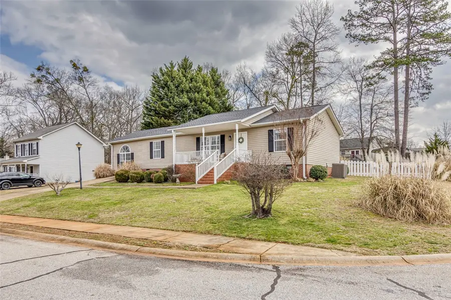 100 Mona Way, Greenville, SC 29611 - Image #3