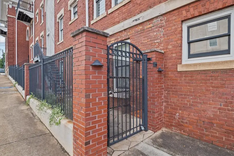 400 E Washington Street #Unit 27, Greenville, SC 29601 - #3