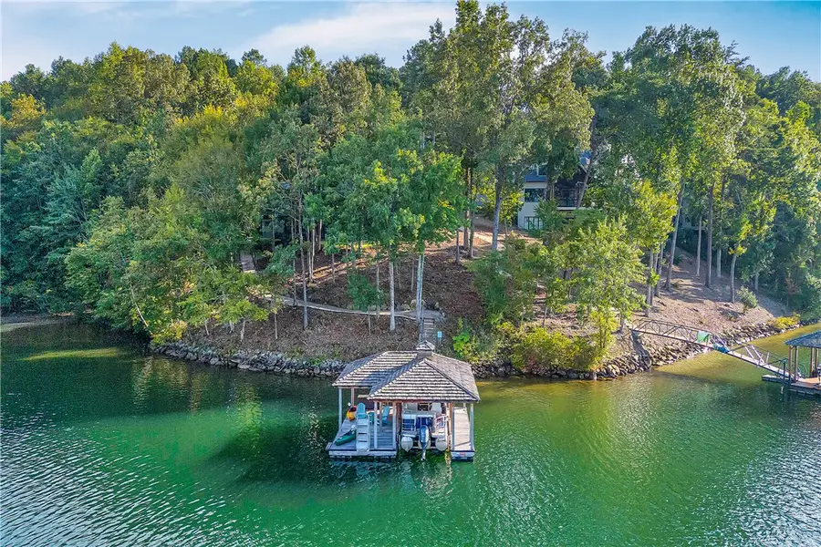 422 Pileated Woodpecker, Sunset, SC 29685 - Image #3