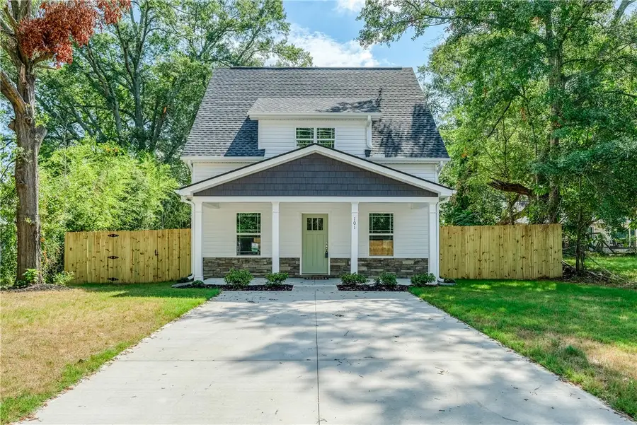 101 Poplar Avenue, Belton, SC 29627 - Image #2