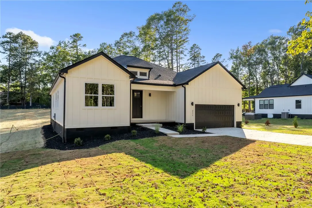 211 Chestnut Drive, Belton, SC 29627 - Image #1