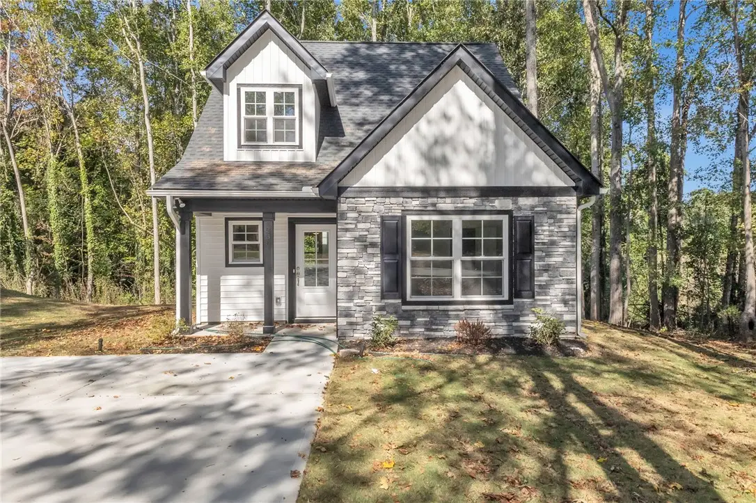 230 Saluda Street, Belton, SC 29627 - Image #1