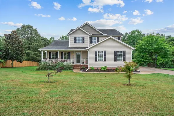 131 Brooke Lee Circle, Taylors, SC 29687