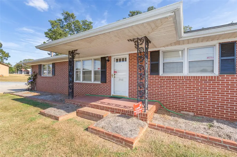 2501 Dobbins Bridge Road, Anderson, SC 29626 - Image #2