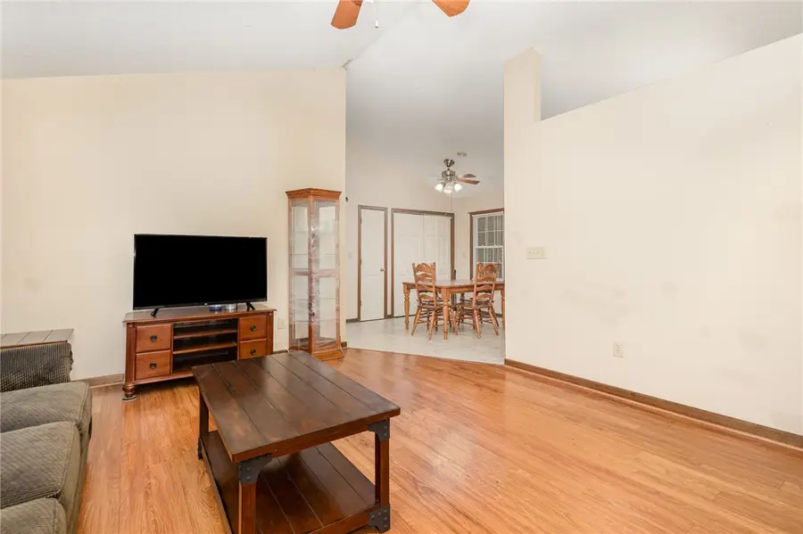 208 Dunwoody Drive, Simpsonville, SC 29681 - Image #2