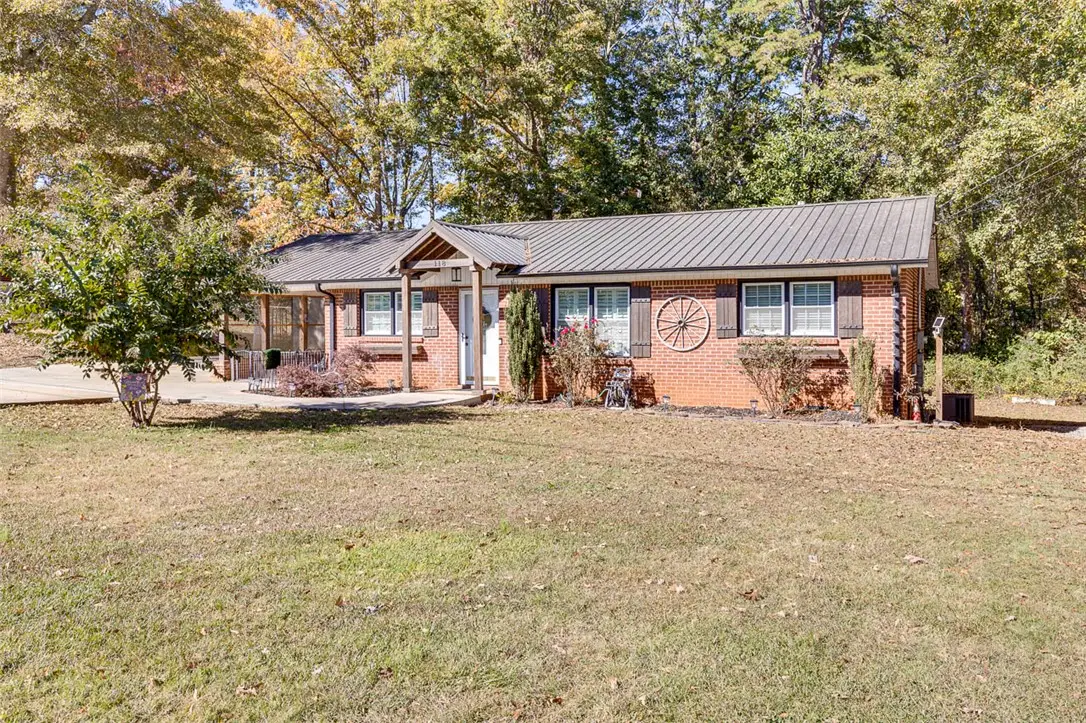 118 Iris Drive, Easley, SC 29642 - Image #1