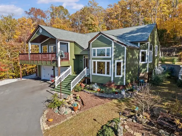 156 Overlook Drive, Pickens, SC 29671