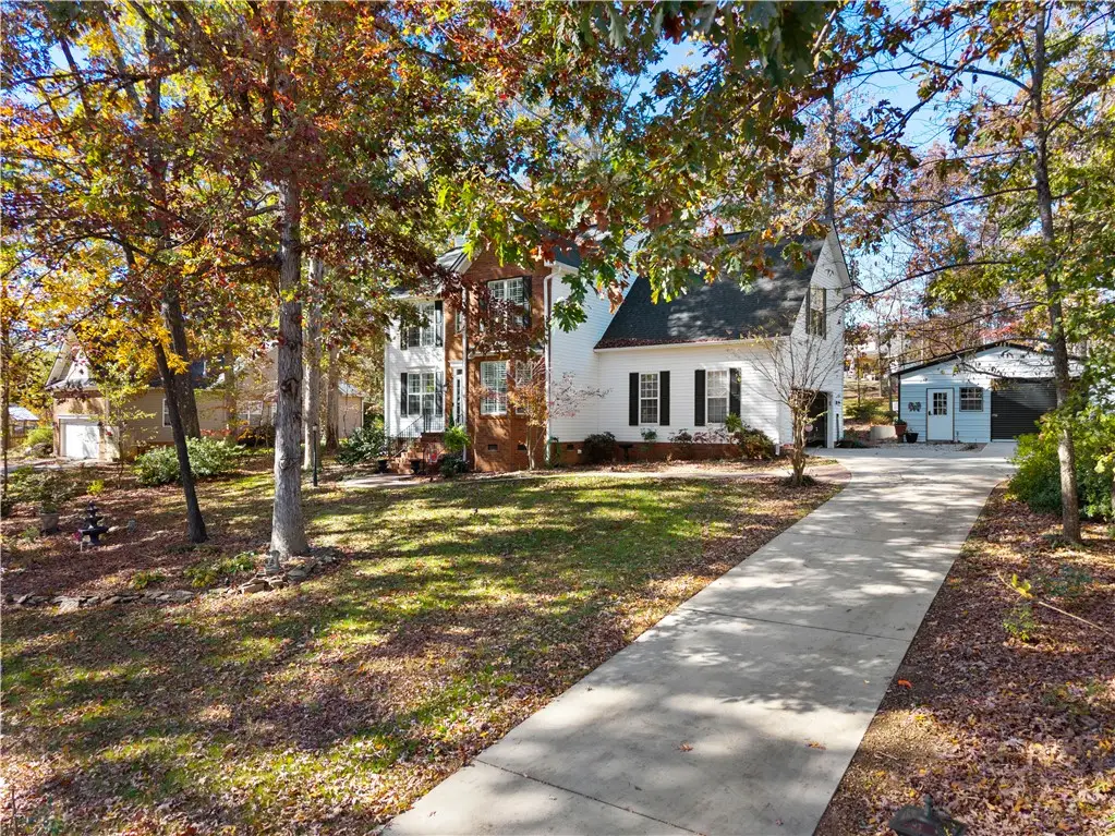 123 Pleasant Woods Road, Piedmont, SC 29673 - Image #1