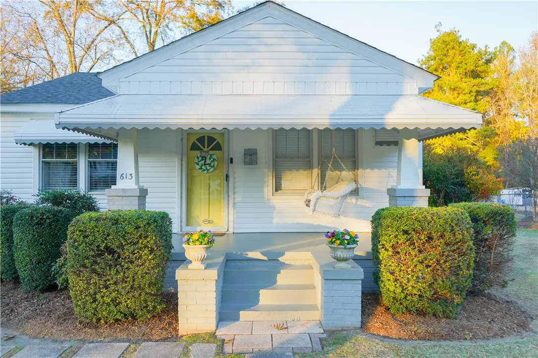 613 Blue Ridge Avenue, Belton, SC 29627 - Image #1