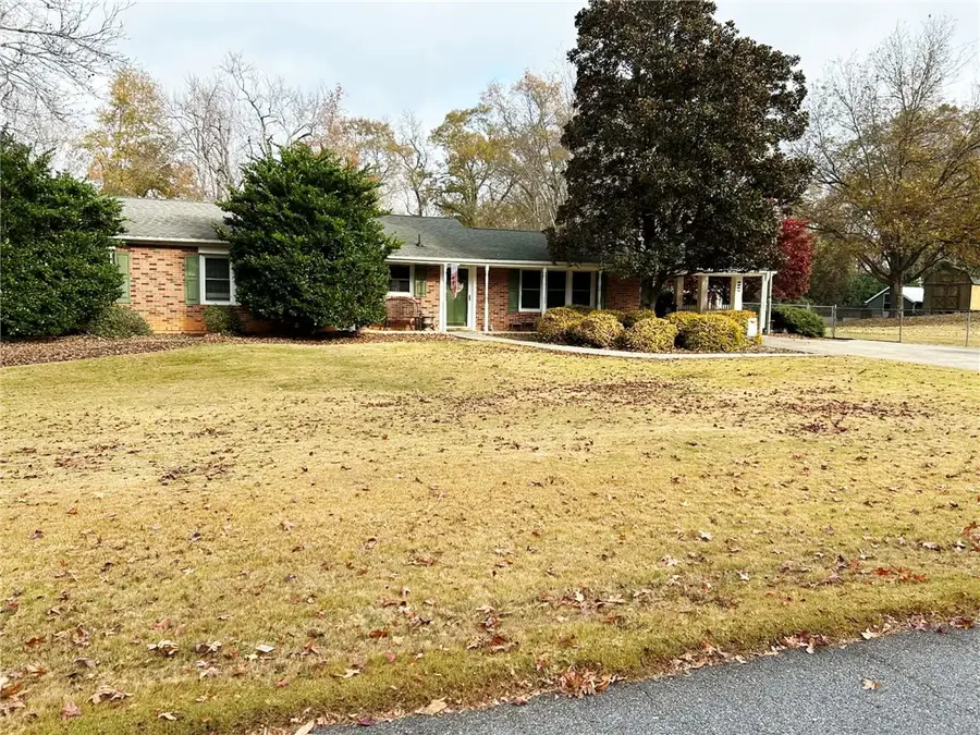 1005 Pinecroft Drive, Anderson, SC 29621 - Image #2