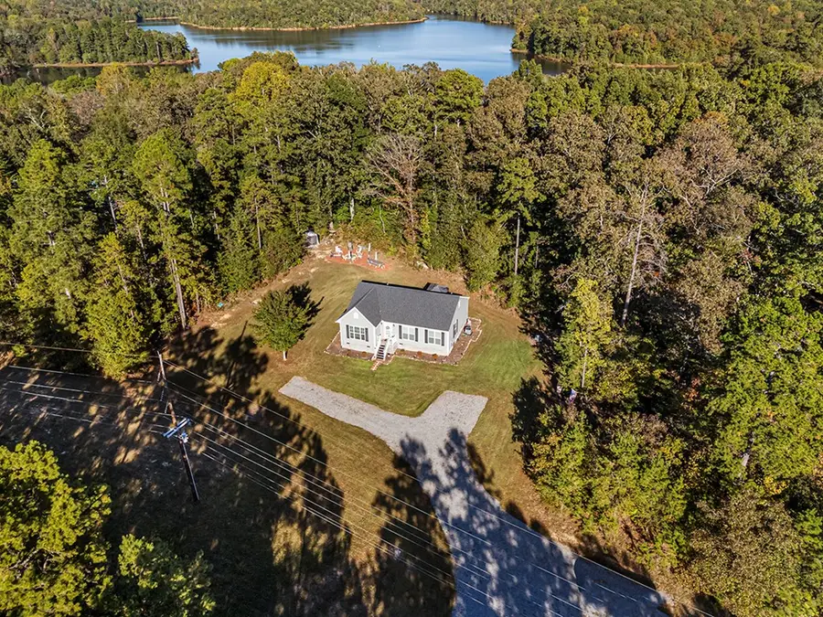 430 Charlies Creek Rd Road, Iva, SC 29655 - Image #2