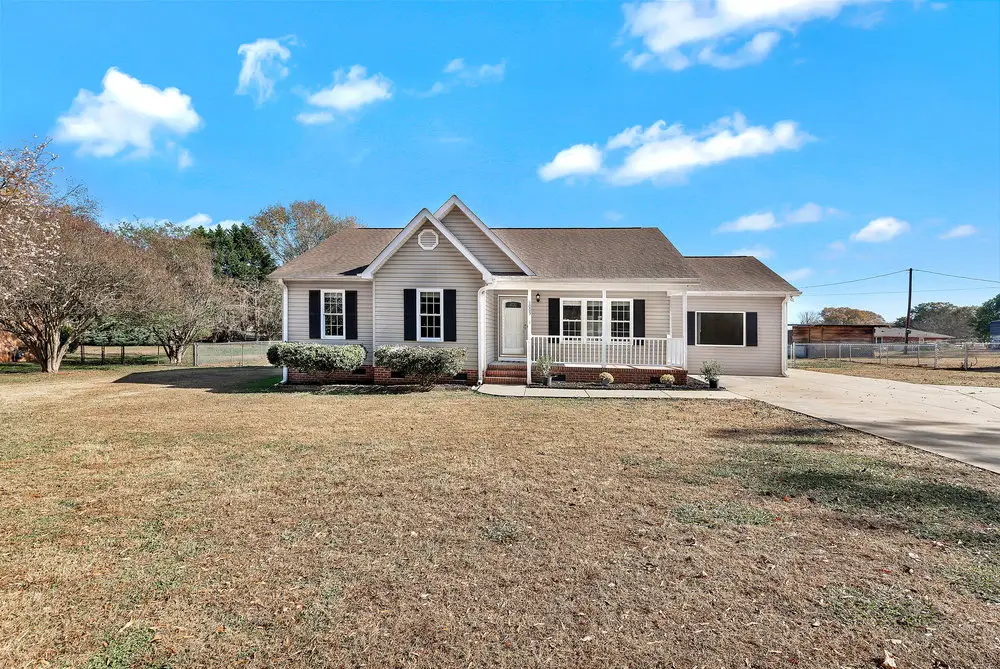 1003 Fairhaven Drive, Anderson, SC 29626 - Image #1
