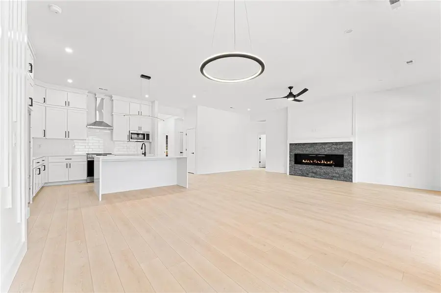 2923 Old Greenville Highway, Central, SC 29630 - Image #3