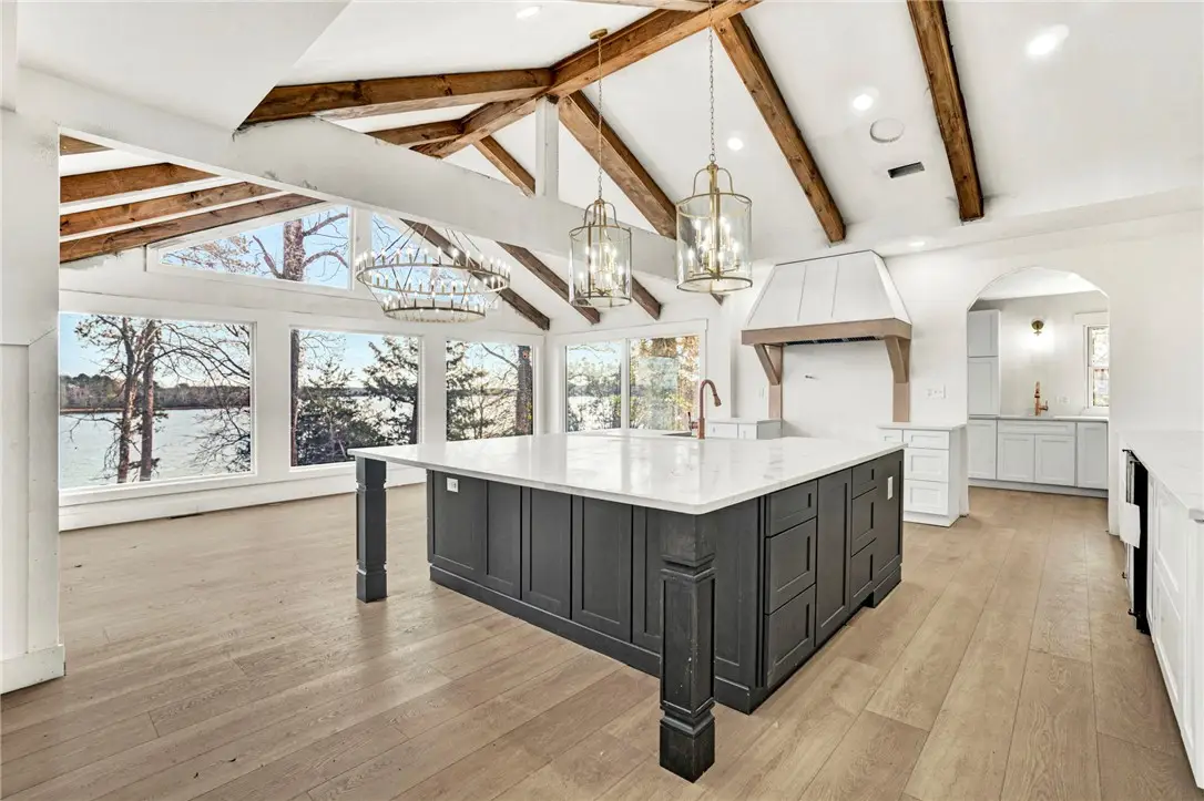 10041 Maughan Trail, Seneca, SC 29672 - Image #1