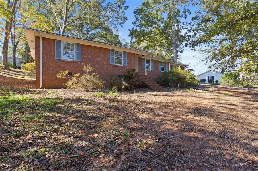 27 Riverview Drive, Greenville, SC 29611 - Image #3