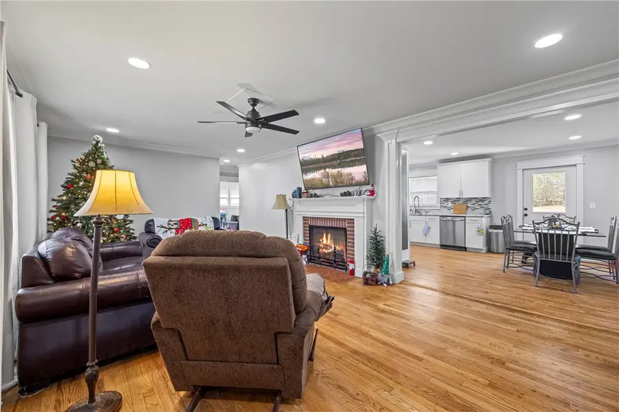 318 S Pine Street, Walhalla, SC 29691 - Image #3