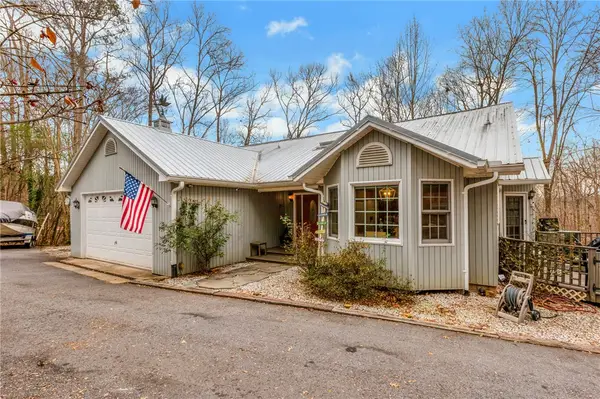 610 Pointe Wildwood Drive, Seneca, SC 29678