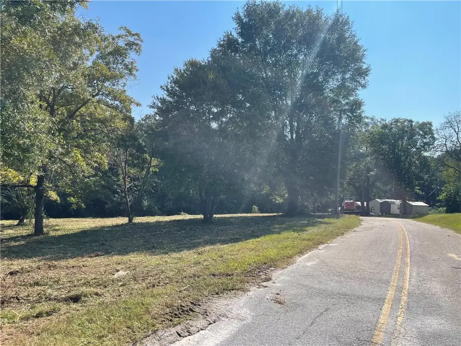 603 E Abbey Street, Westminster, SC 29693 - Image #2