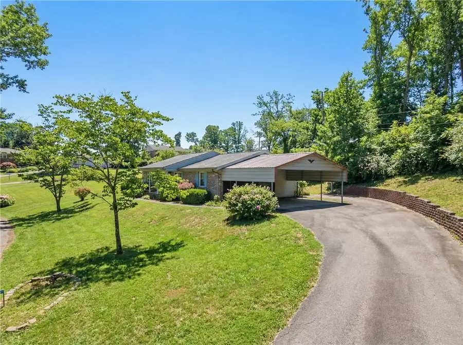 460 Carrol Lane, Pickens, SC 29671 - Image #3