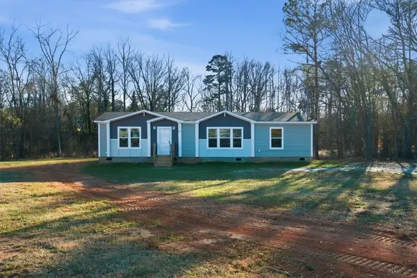 313 W Lake Street, Iva, SC 29655