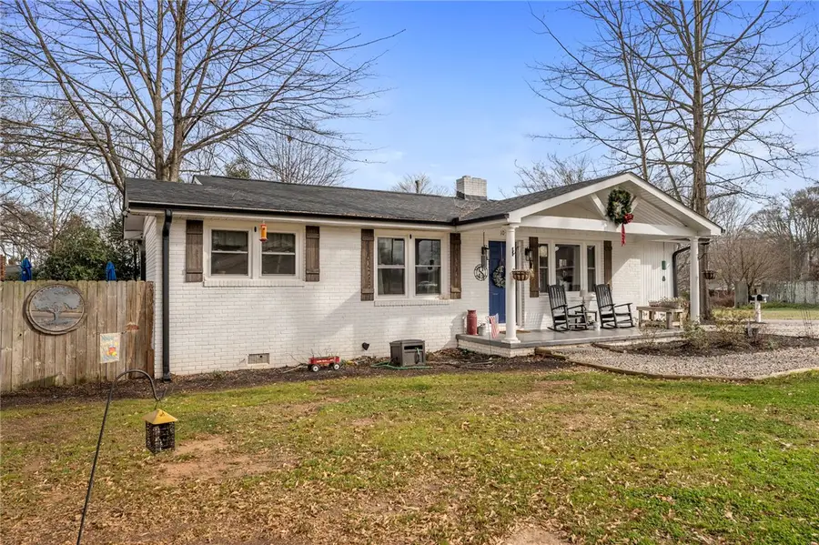 1099 S Academy Street Extension, Williamston, SC 29697 - #3