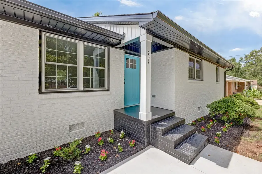 203 Montgomery Street, Laurens, SC 29360 - Image #3