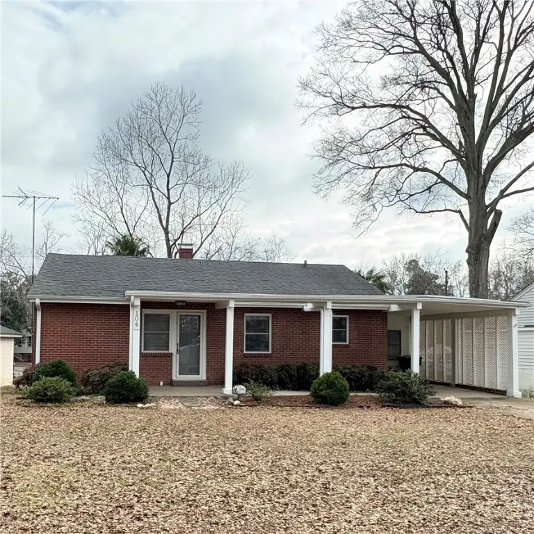 104 Cox Drive, Belton, SC 29627 - Image #1