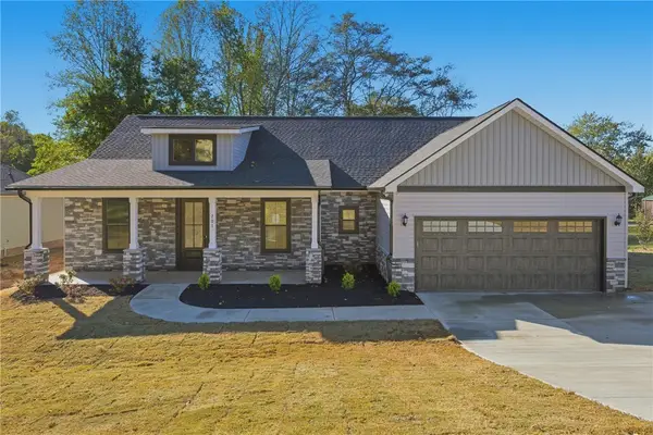 201 Tubbs Mountain Road, Travelers Rest, SC 29690