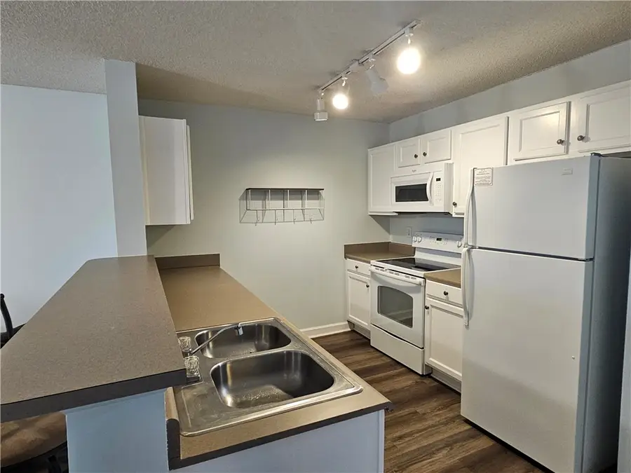 731 Harts Cove Way, Seneca, SC 29678 - Image #3