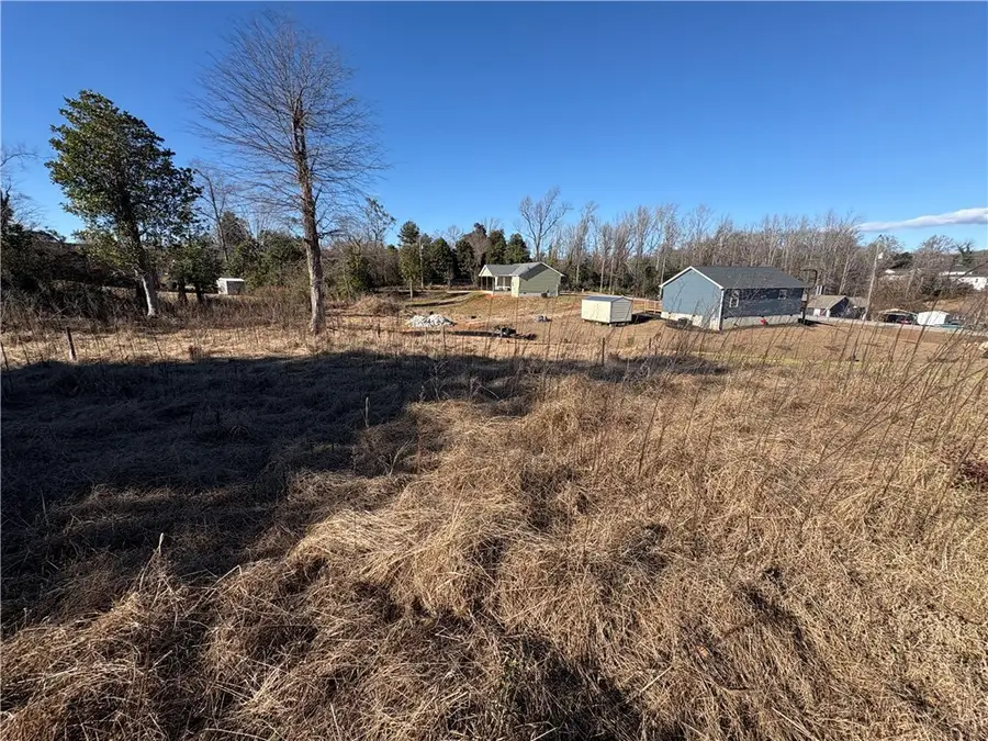 534 E South 5th Street, Seneca, SC 29678 - Image #2