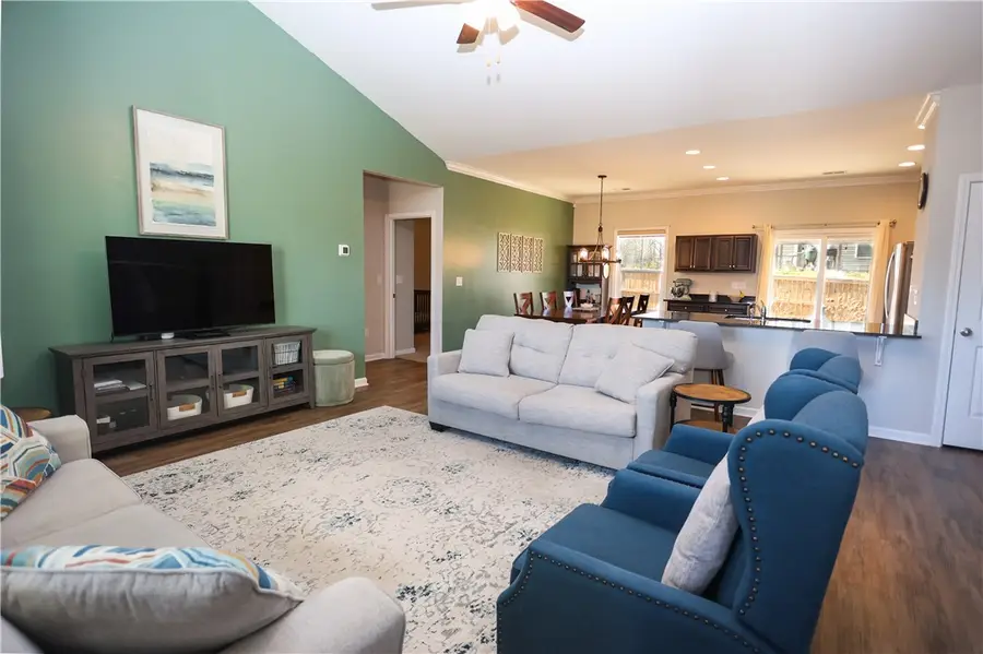 198 Sunny Point Loop, Central, SC 29630 - Image #2