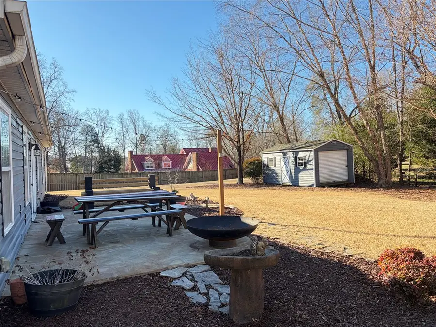 418 Roberts Road, Taylors, SC 29687 - #3