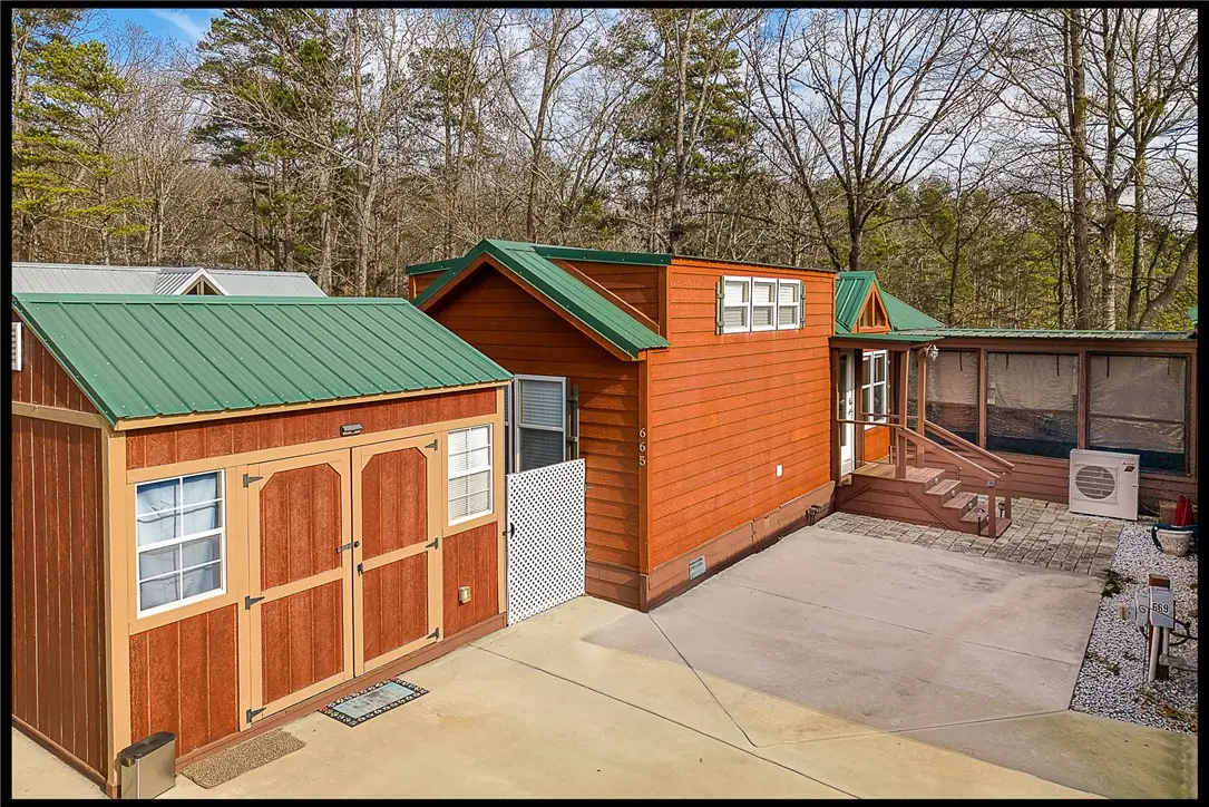 665 N Fleetwood Lane, Fair Play, SC 29643 - Image #1