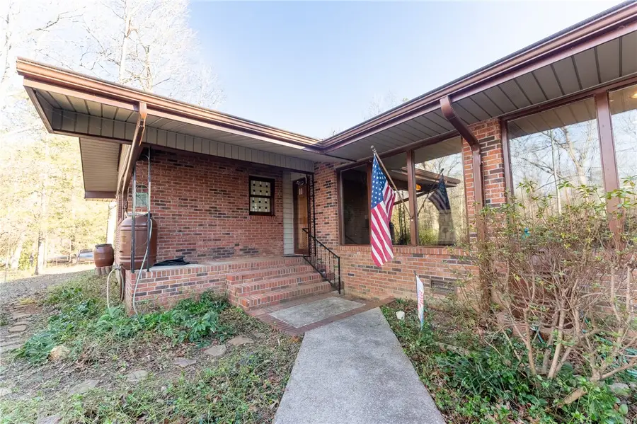 139 Todds Creek Road, Central, SC 29630 - Image #2