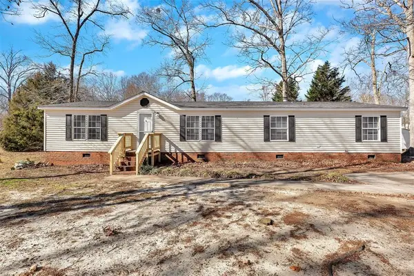 124 Sue Ella Court, Townville, SC 29689