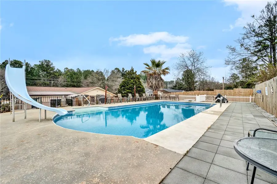 1605 E Durst Avenue, Greenwood, SC 29649 - #3