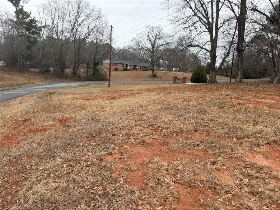 129 Bentley Drive, Belton, SC 29627 - Image #2