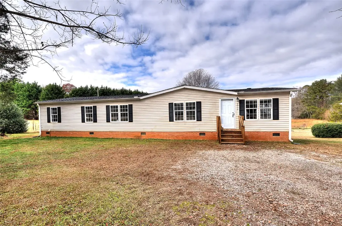 3517 River Road, Piedmont, SC 29673 - Image #1