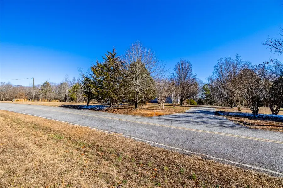 105 Canfield Road, Honea Path, SC 29654 - #3