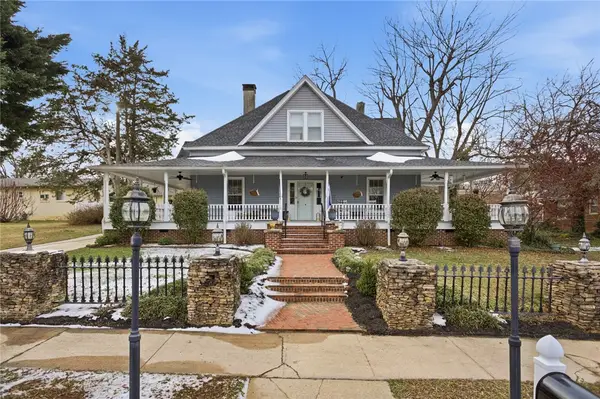 110 S Fairplay Street, Seneca, SC 29678