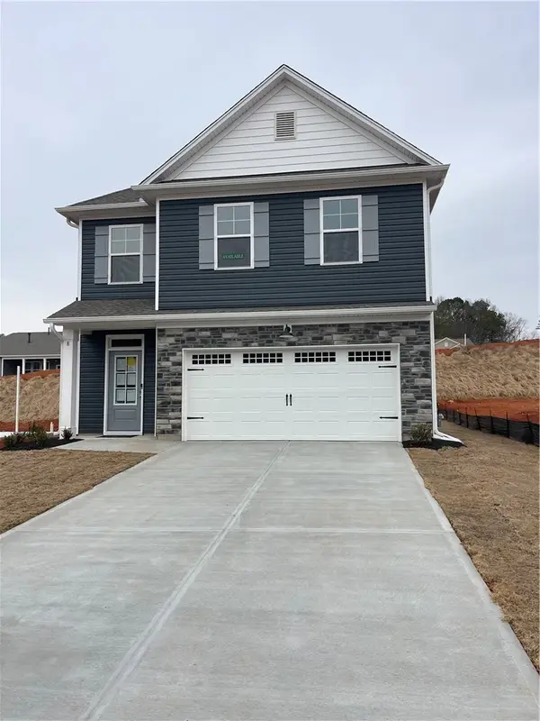 8 Gateway Drive, Central, SC 29630