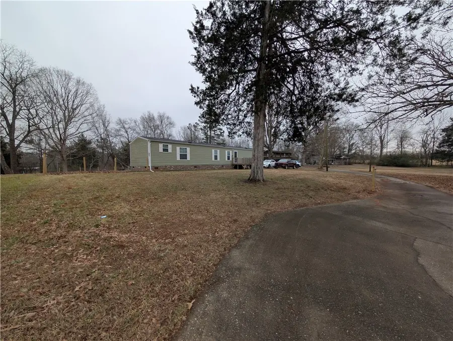 862 North Old Mill Road, Easley, SC 29640 - #2