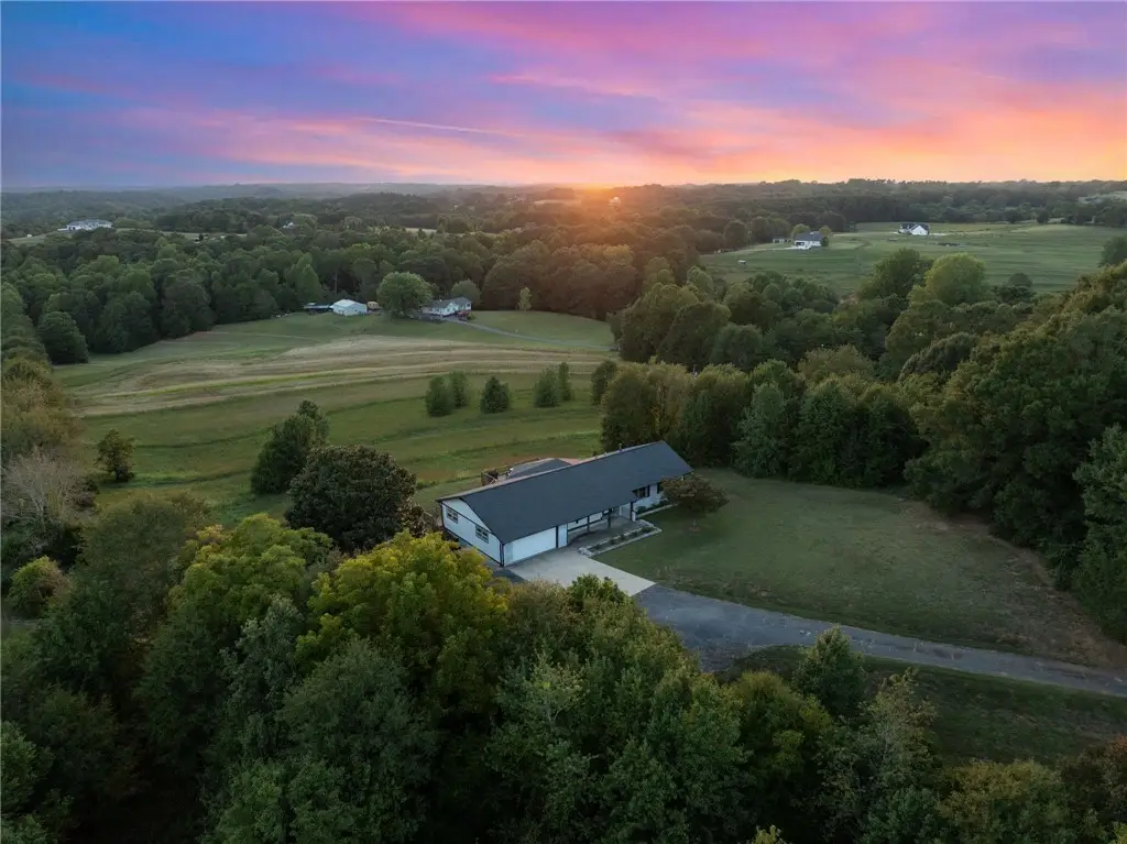 1010 Wall Circle, Chesnee, SC 29323 - #1