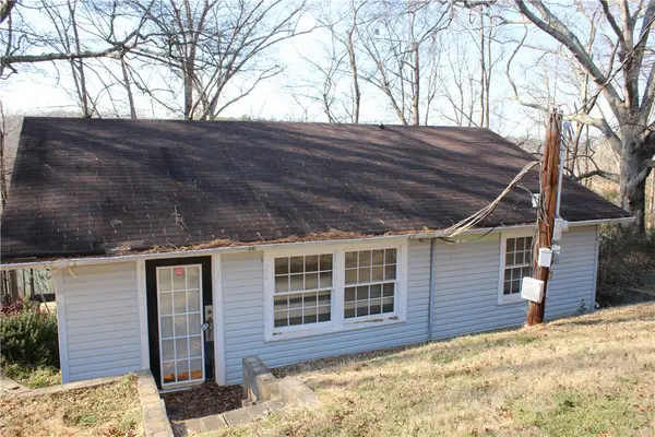 2221 Roach Circle, Anderson, SC 29625