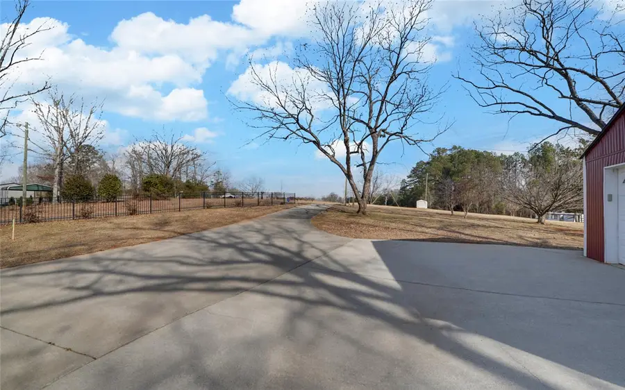 142 C & C Circle, Hartwell, GA 30643 - #3