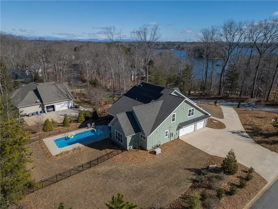 113 South Oak Pointe Drive, Seneca, SC 29672 - #2