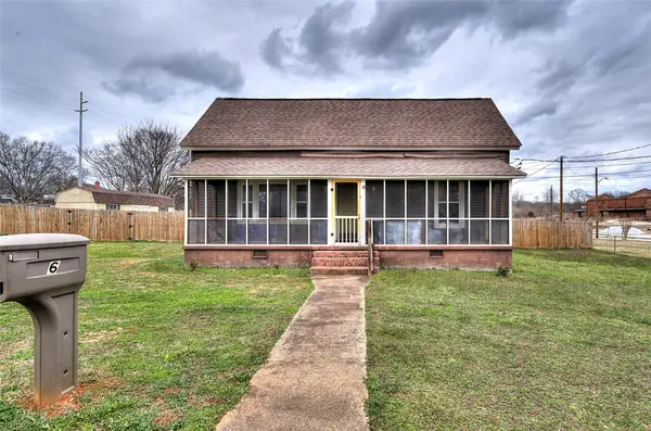 6 Lyman Street, Pelzer, SC 29669