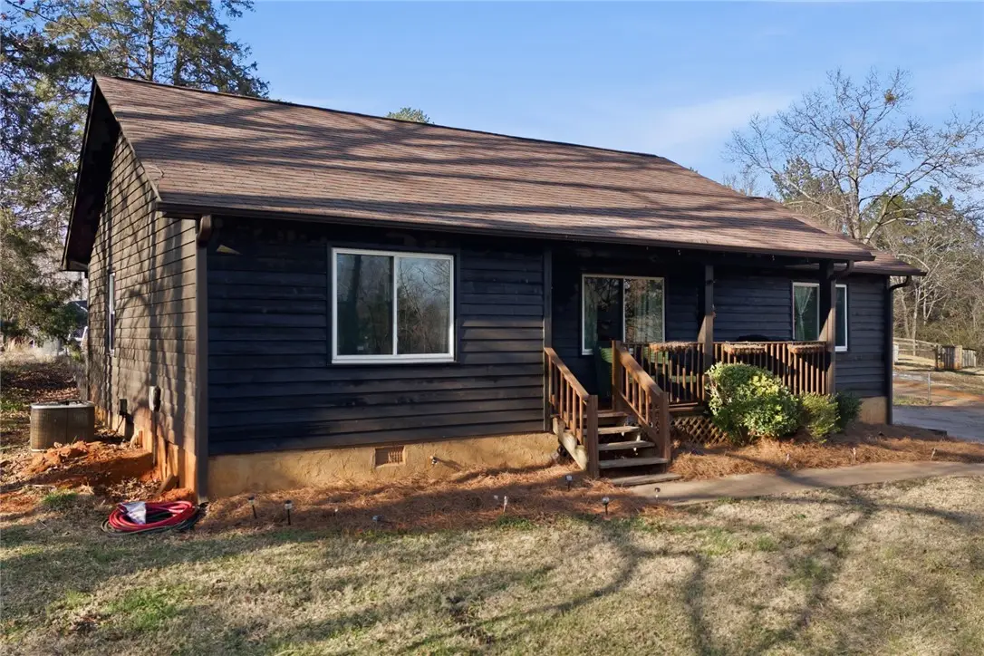 107 Lakewood Drive, West Union, SC 29696 - #1