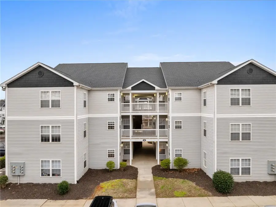 182 University Village Drive #E, Central, SC 29630 - #3