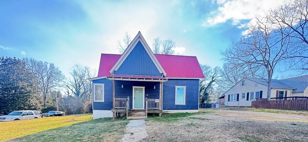 401 Chestnut Street, Abbeville, SC 29620 - #1